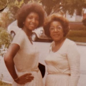 Meet your Posher, Joylette